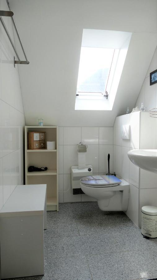 Helles Ferienhaus Im Landhausstil Fuer Bis Zu 10 Personen Frielendorf Екстер'єр фото