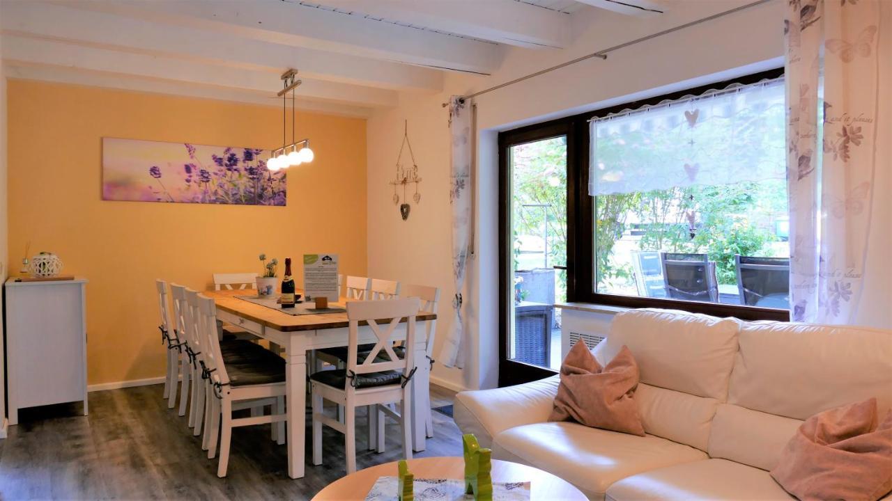Helles Ferienhaus Im Landhausstil Fuer Bis Zu 10 Personen Frielendorf Екстер'єр фото